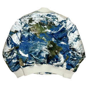 LOUIS VUITTON × Pharrell Williams 2025SS
"Earth Map" Silk Bomber Jacket