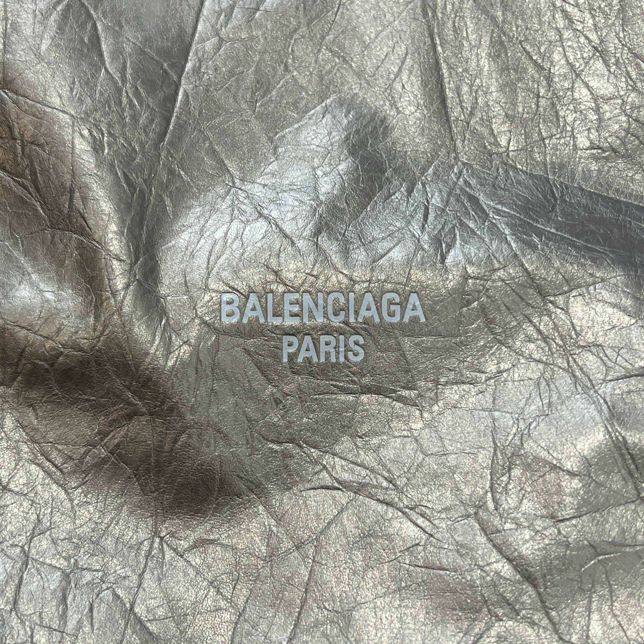 BALENCIAGA クラッシュ スモール チェーンショルダーバッグ メタリックシルバー