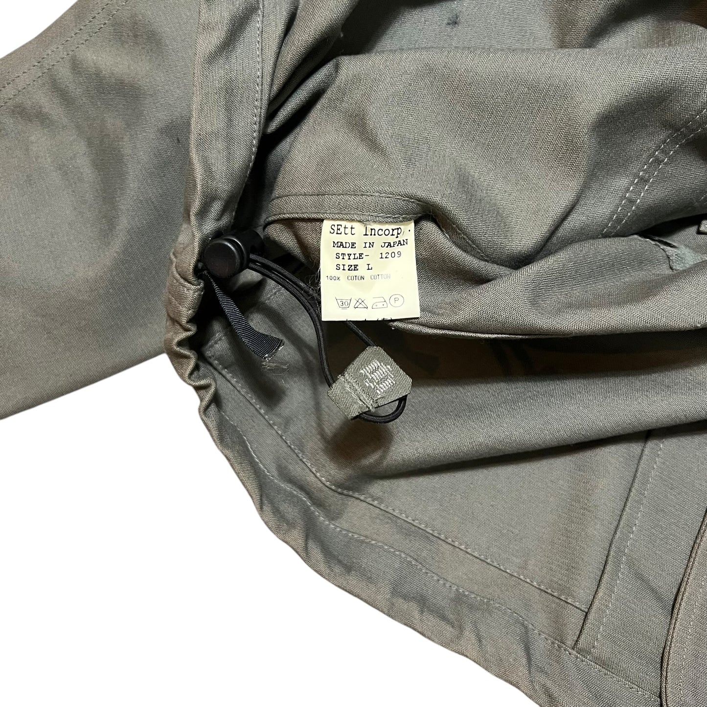 GENERAL RESEARCH 2003 Multi Zip Military Cargo Jacket