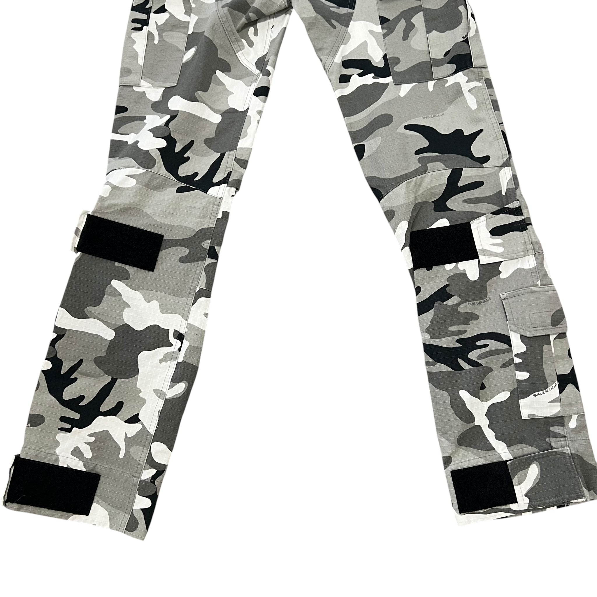BALENCIAGA Demna Gvasalia 2021 FW Fitted Camo Cargo Pocket Pants