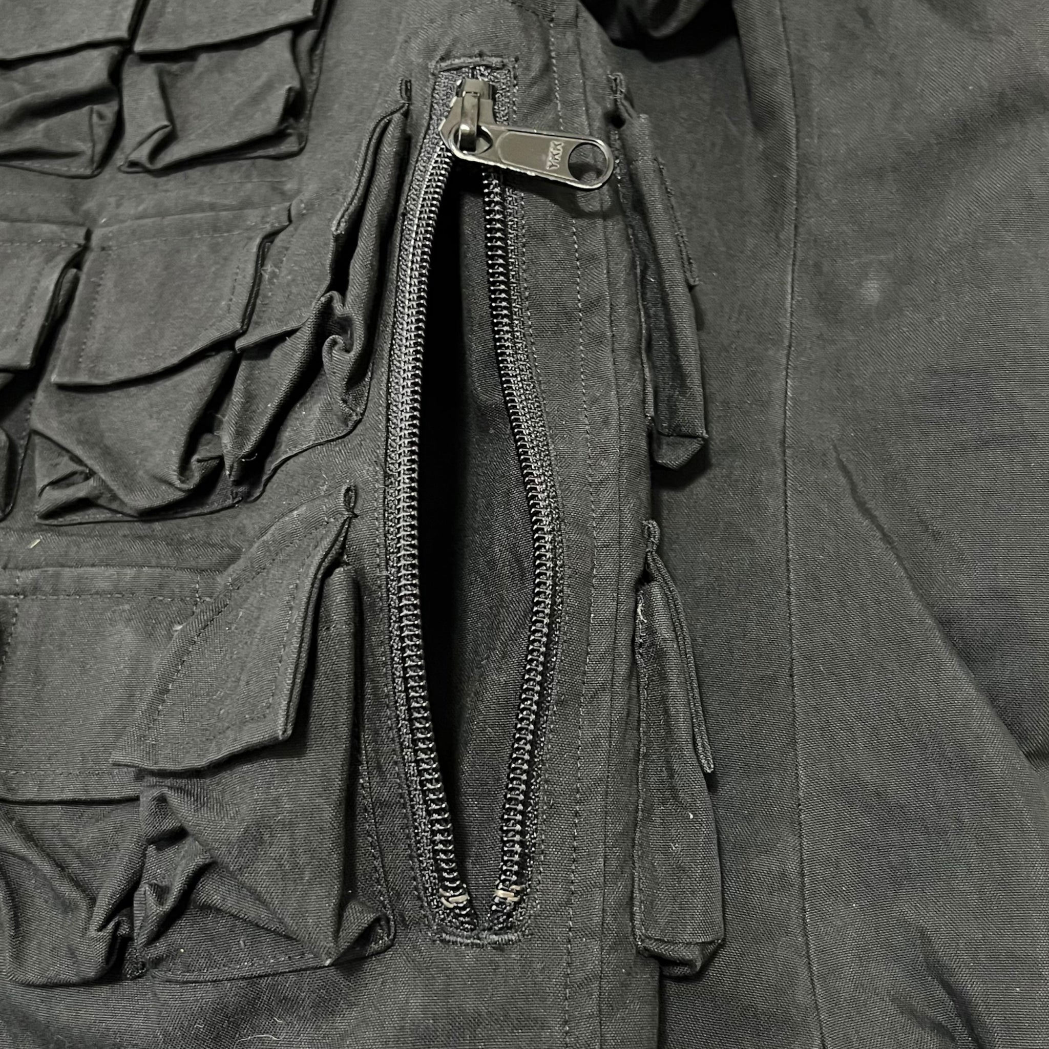 GENERAL RESEARCH 1998 Parasite 74pocket Cargo Jacket and Pants Set up