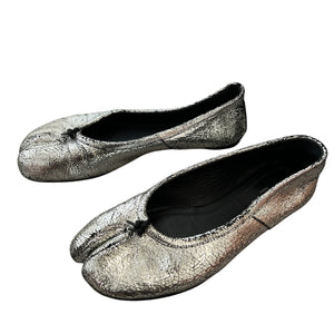 Maison Margiela Tabi Flat Crackled Metallic Leather Shoes