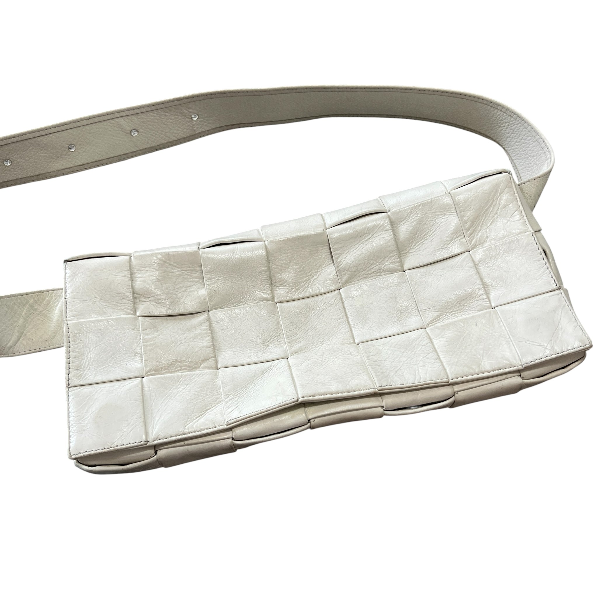 BOTTEGA VENETA CASSETE Paper Calfskin Leather Shoulder Bag