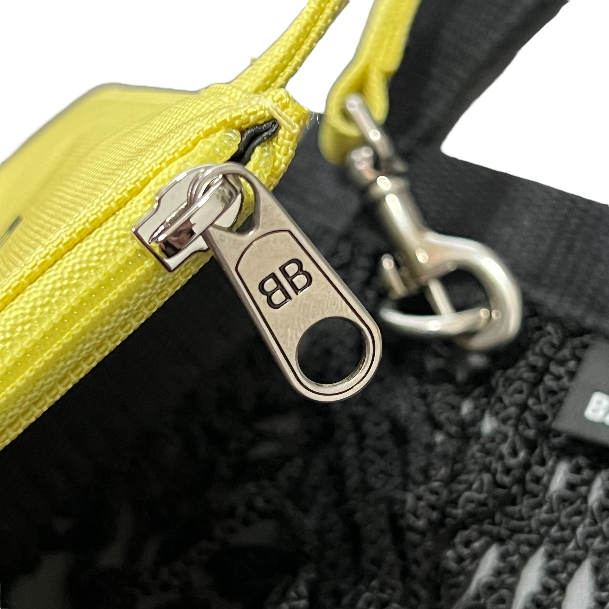 BALENCIAGA Mesh 24/7 Medium Tote Bag