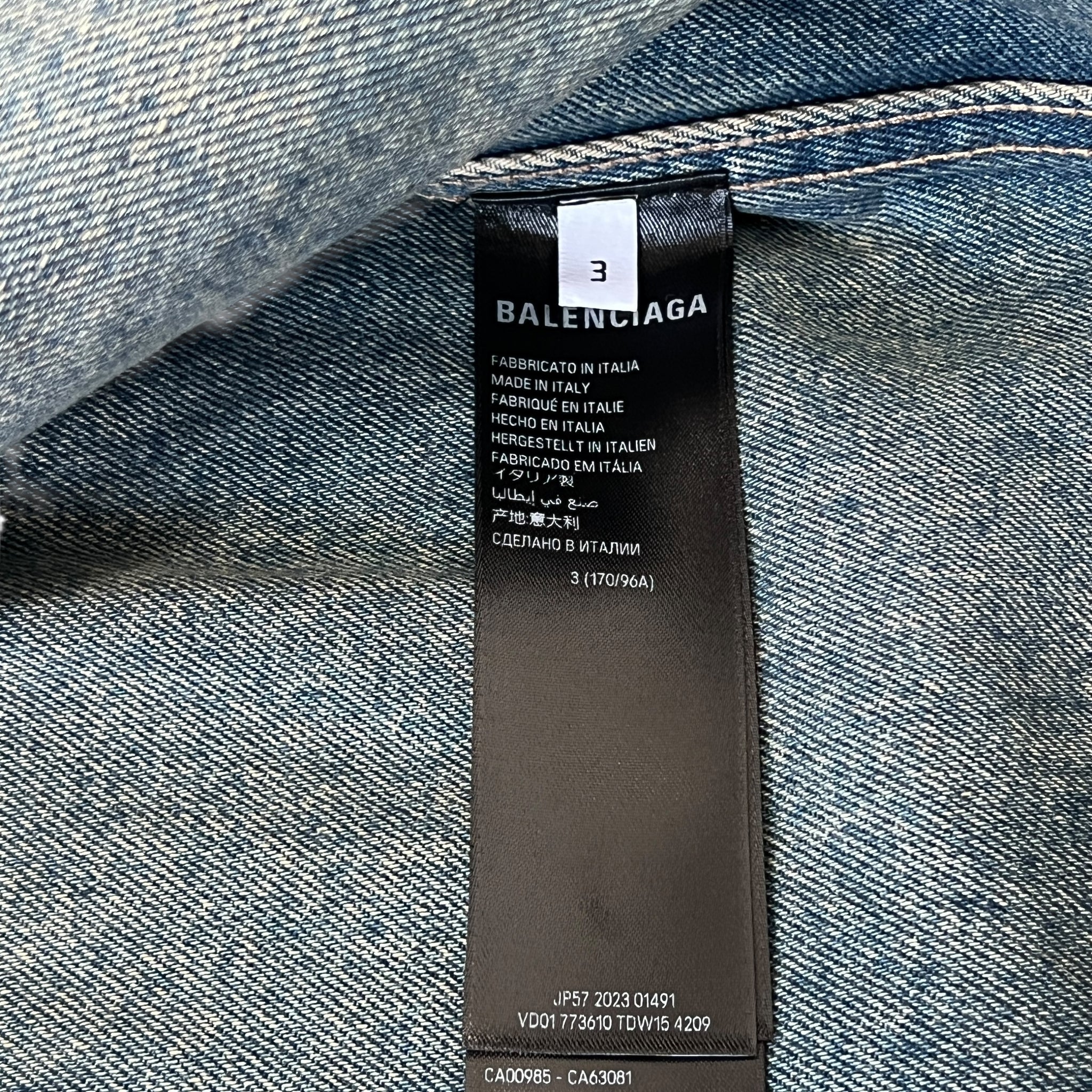 BALENCIAGA 2024SS Inside-Out Oversized Organic Light Indigo Denim Jacket