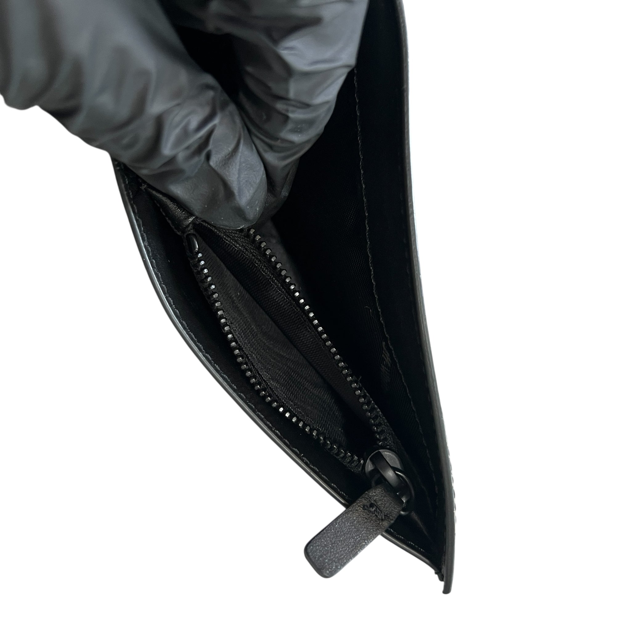 OFF-WHITE c/o Virgil Abloh "FOR MONEY" Bifold Wallet