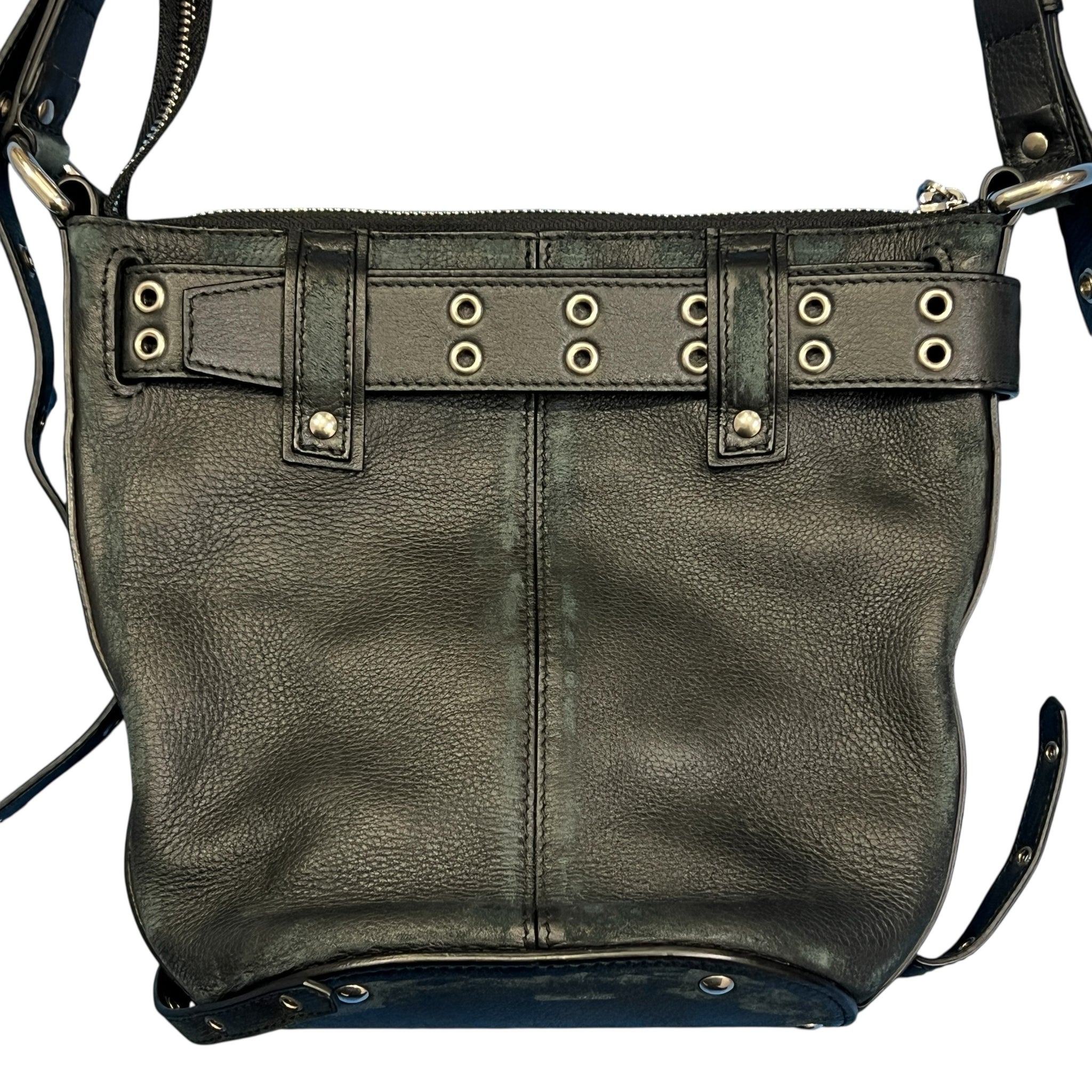 BALENCIAGA 2022 Fall Demna Gvasalia Calfskin Leather Emo Bucket Bag XS Black