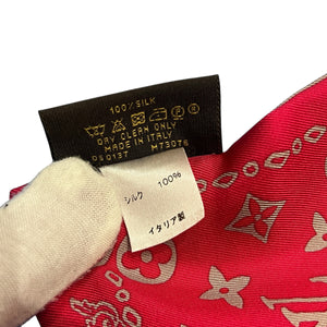 LOUIS VUITTON Monogram Paisley Flower Designed Silk Scarf