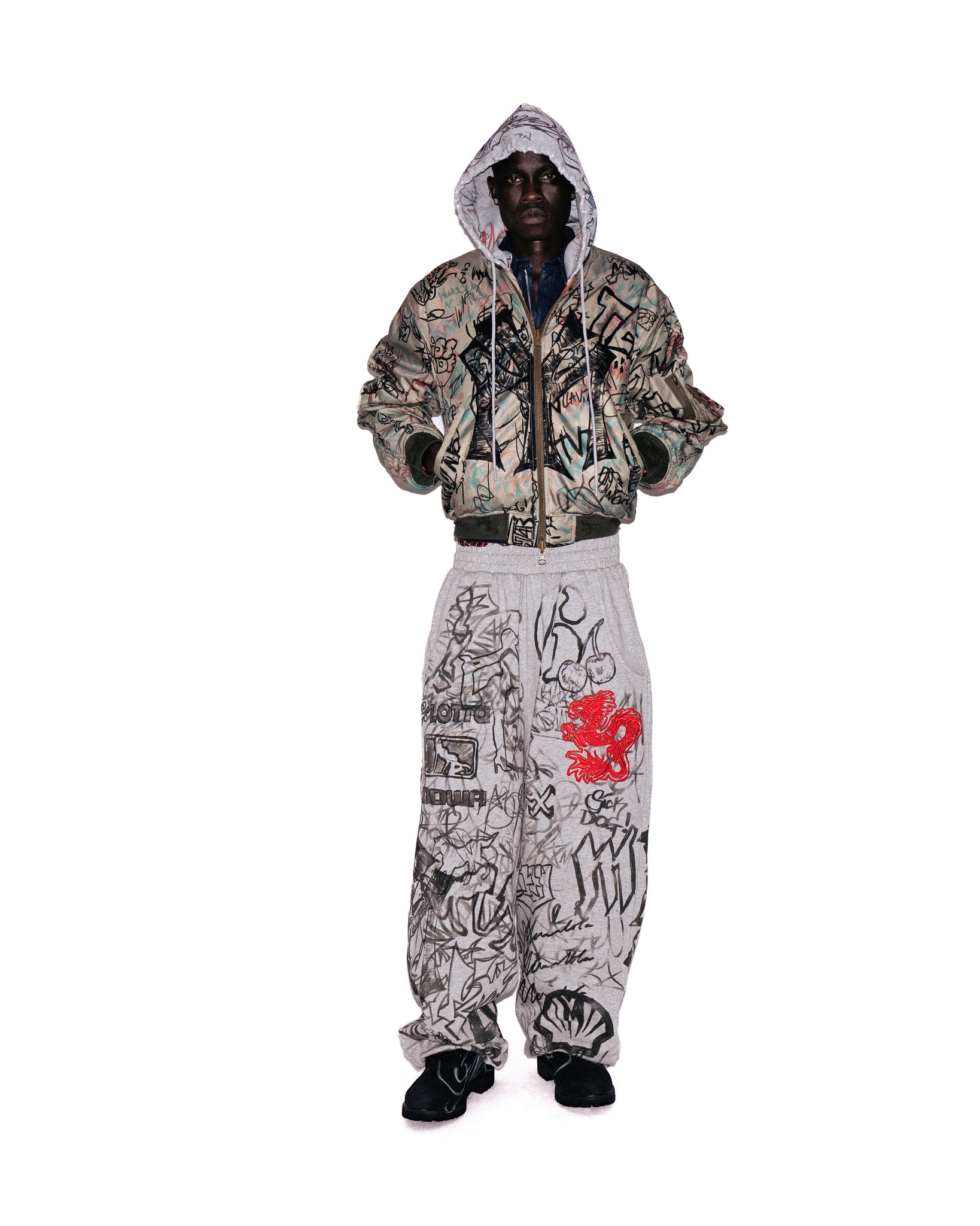 MOWALOLA Graffiti Reversible Bomber Jacket M – SEVENSTARCLOTHING