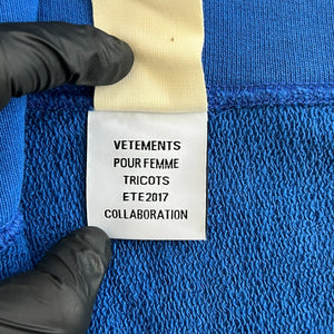 VETEMENTS × Champion 2017SS "In Progress" Cut-Out Hoodie