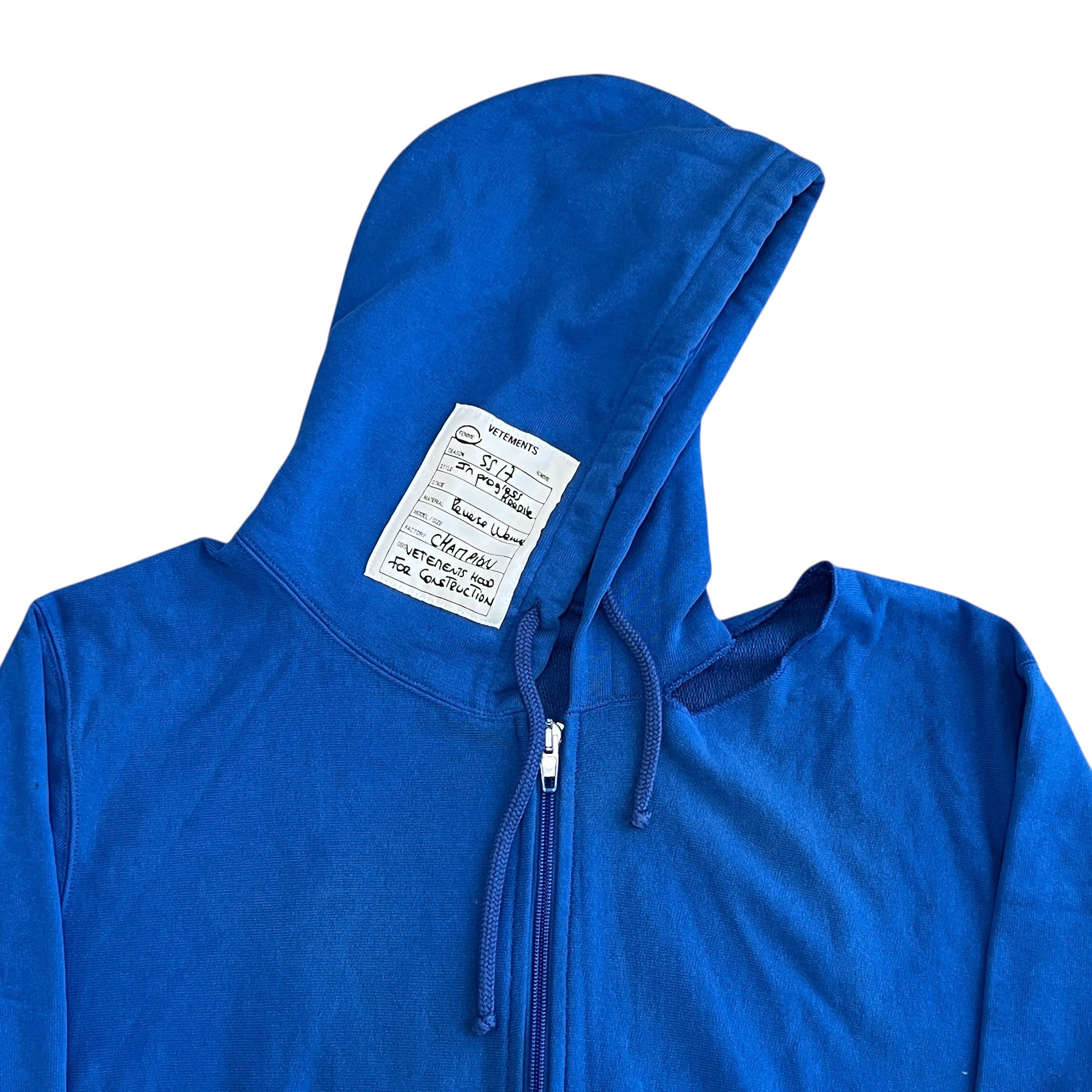 VETEMENTS × Champion 2017SS "In Progress" Cut-Out Hoodie