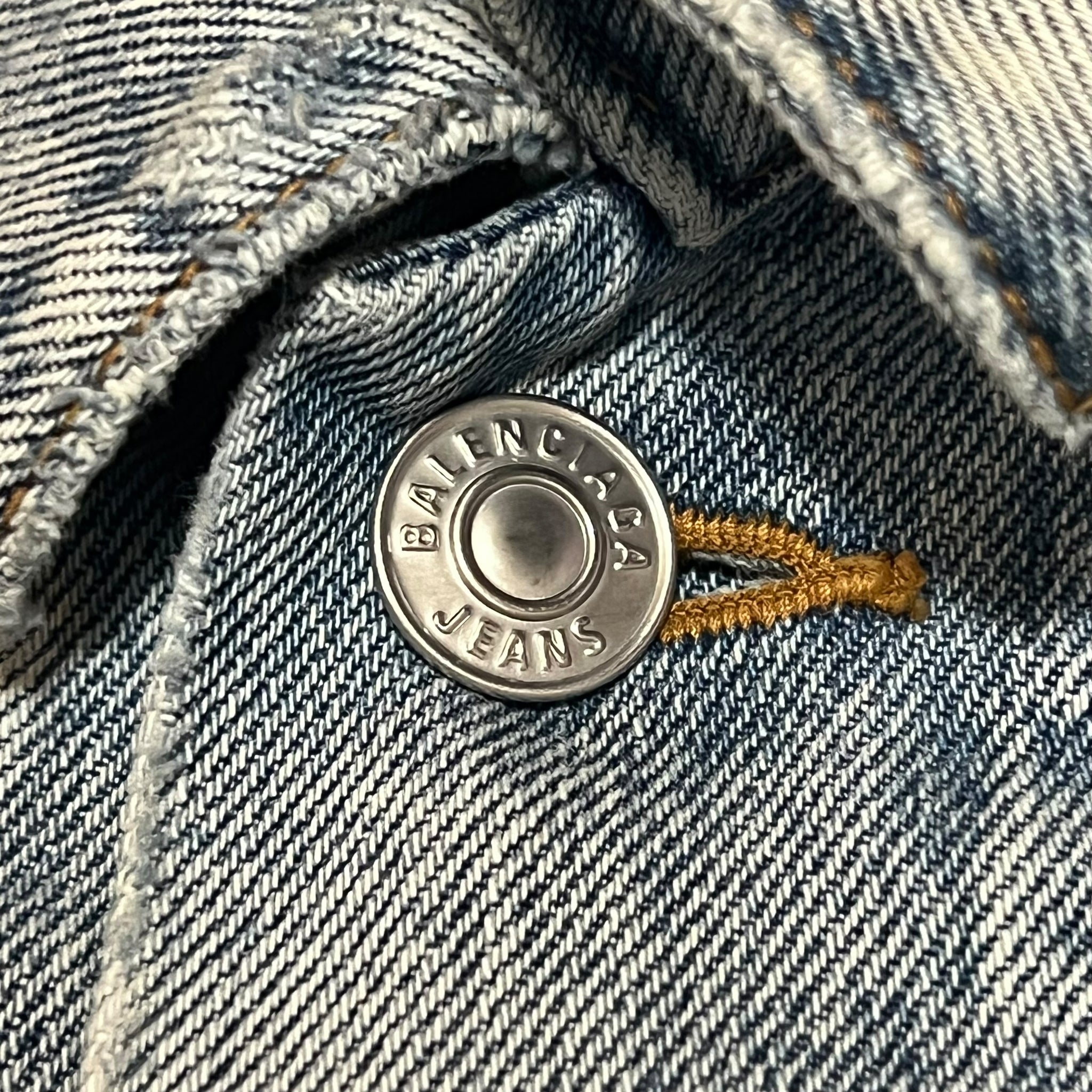 BALENCIAGA 2021SS DISTRESSED THRASH DENIM JACKET