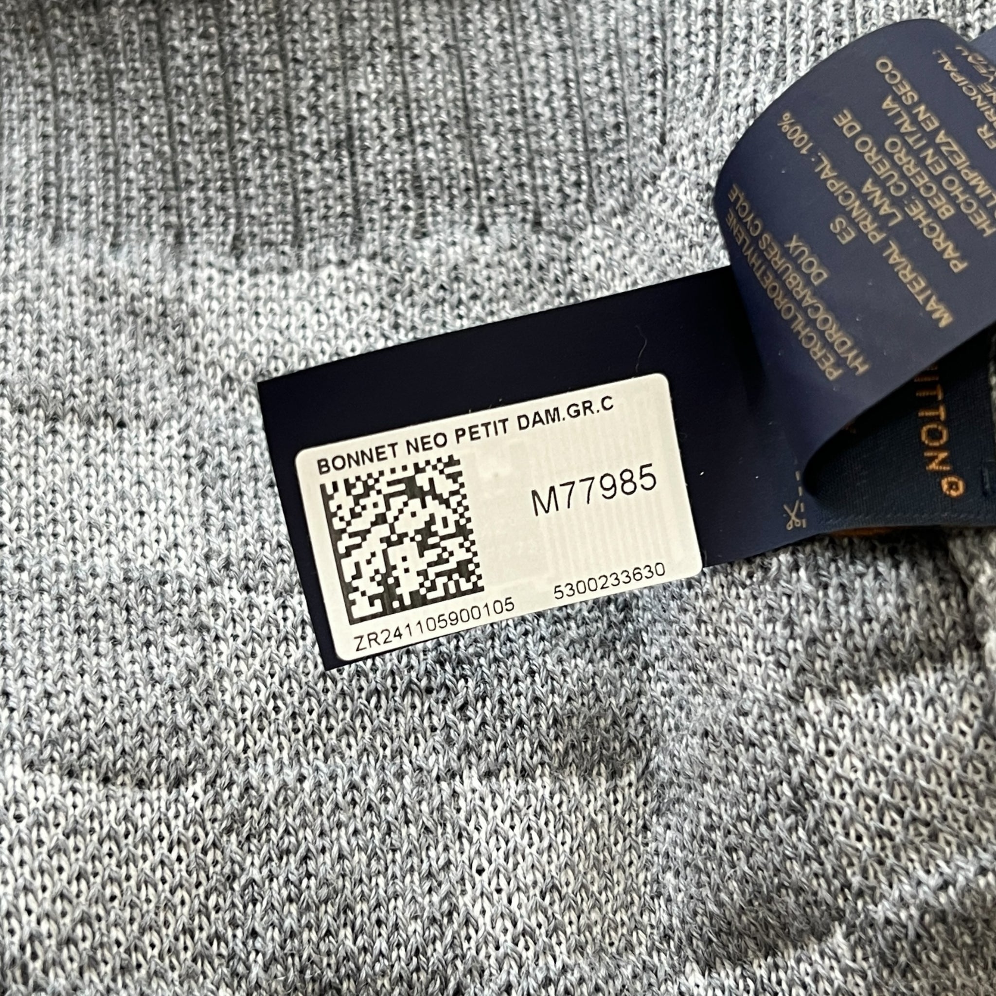 LOUIS VUITTON Neo Petit Damier Wool Beanie in Grey (Made in Italy, Calf-Leather Patch)