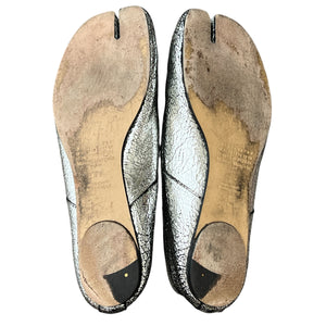 Maison Margiela Tabi Flat Crackled Metallic Leather Shoes