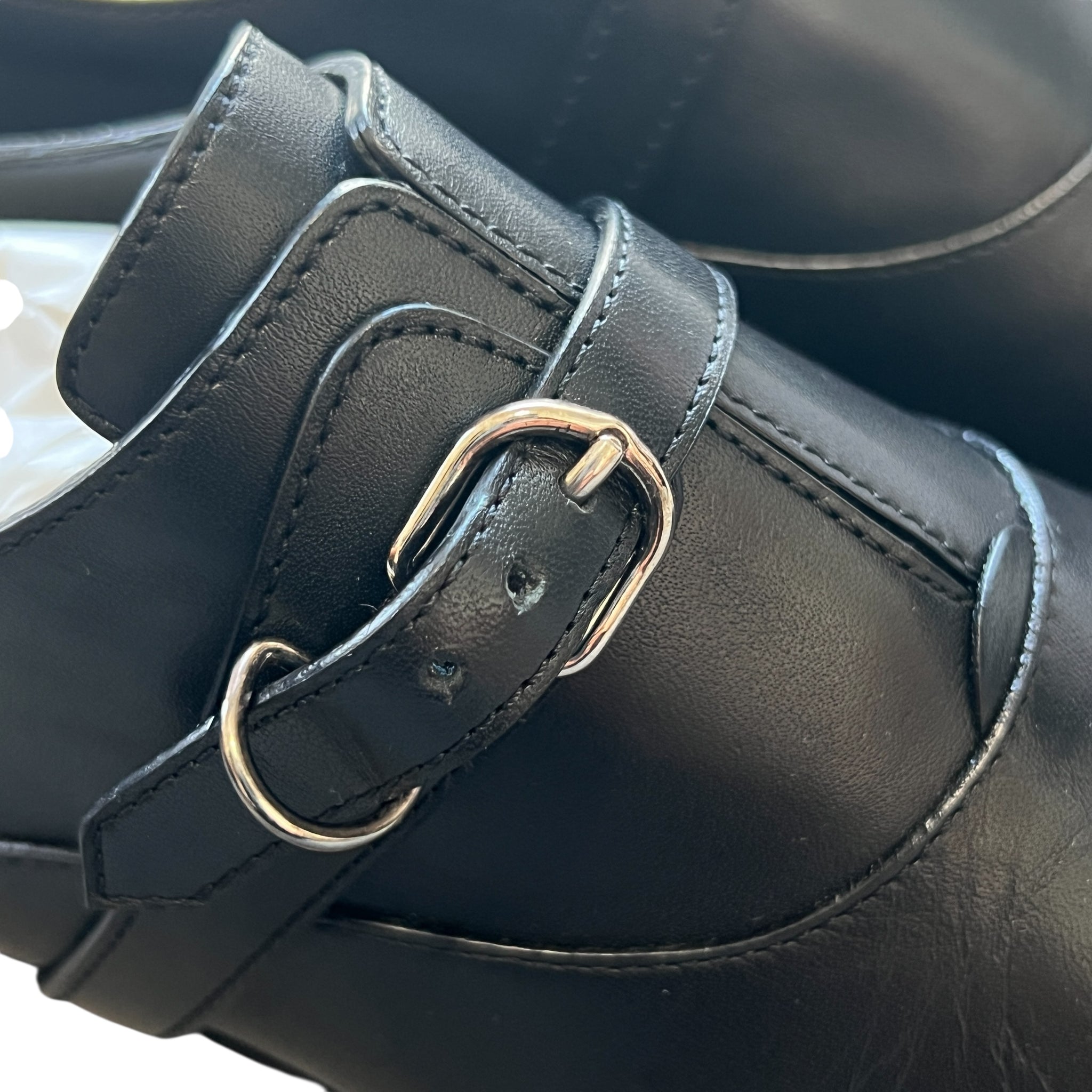 BALENCIAGA Single Buckle Leather Loafers