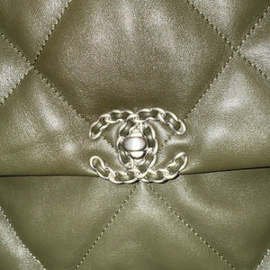 CHANEL Matelassé 19 Chain Shoulder Bag