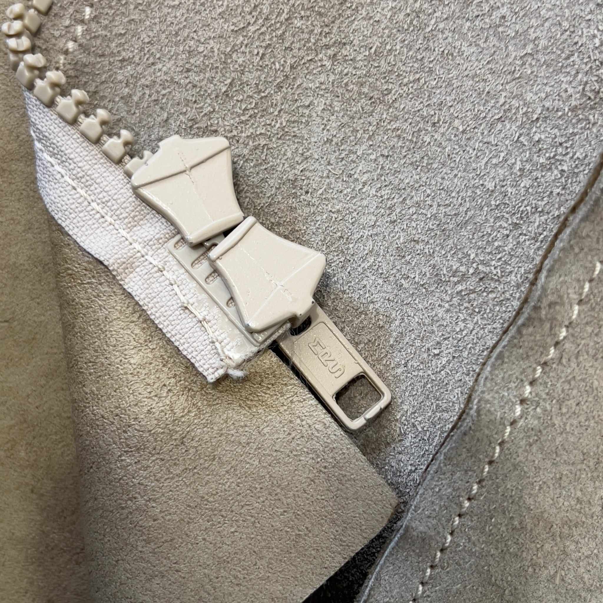 MAISON MARTIN MARGIELA 1998 Spring Summer Look39 Artisanal Flat Suede Jacket