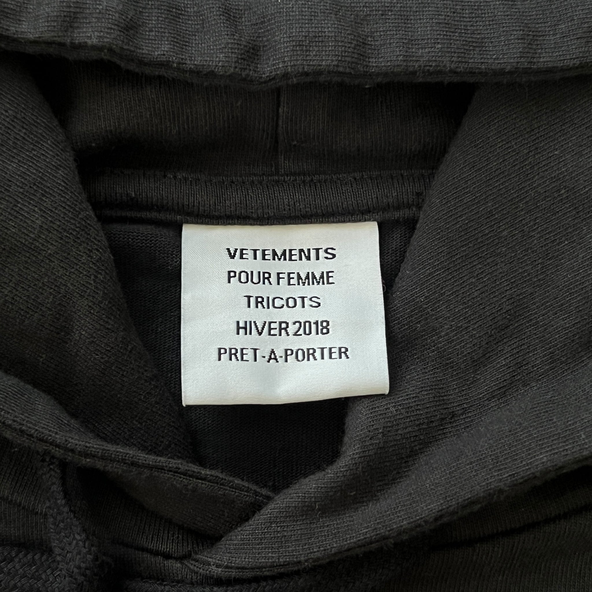 VETEMENTS 2018 Autumn Winter "May The Erpen Light" Antwerp Cotton S/S Docking Parka