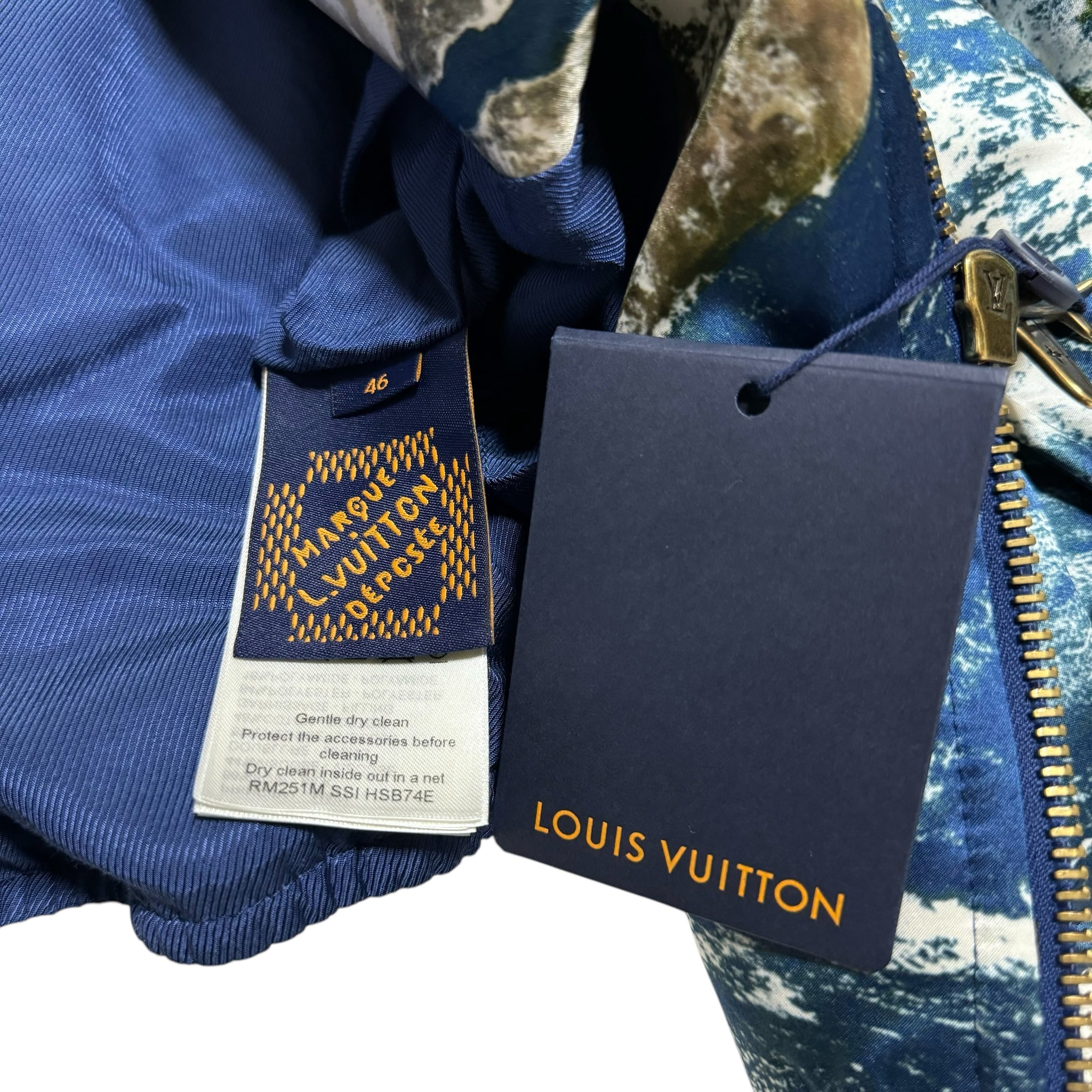 LOUIS VUITTON × Pharrell Williams 2025SS
"Earth Map" Silk Bomber Jacket