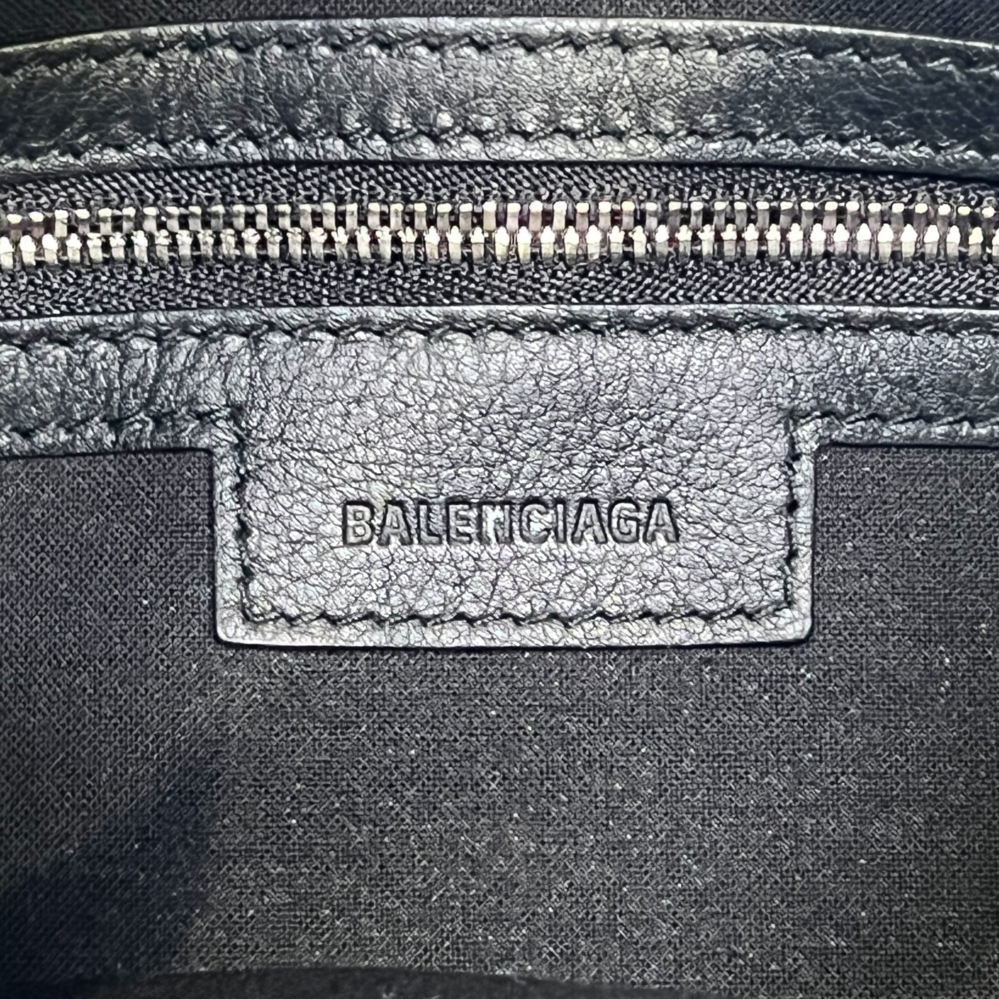 BALENCIAGA 2022 Fall Demna Gvasalia Calfskin Leather Emo Bucket Bag XS Black