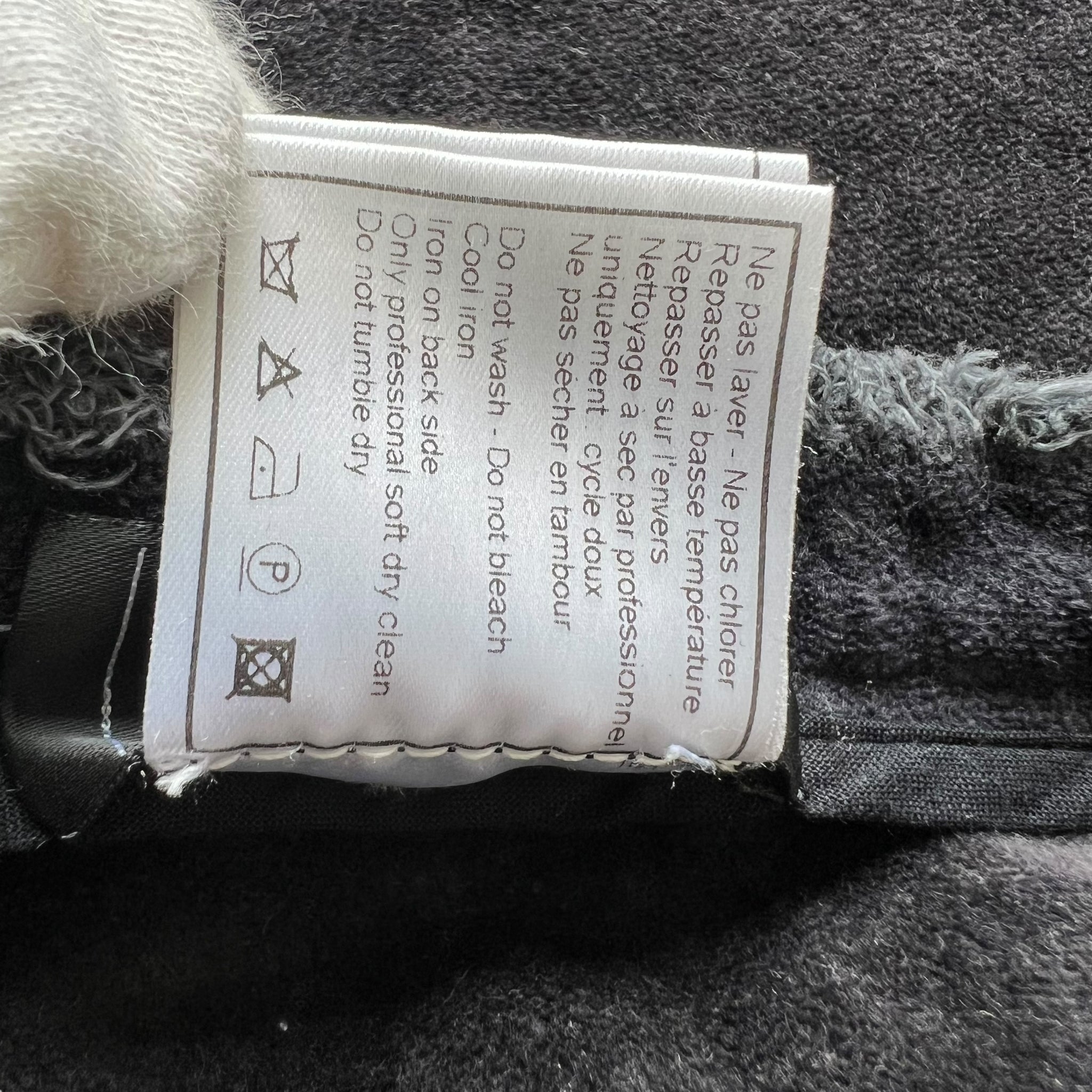 CHANEL COCO MARK VELOR TWEED BELT PANTS