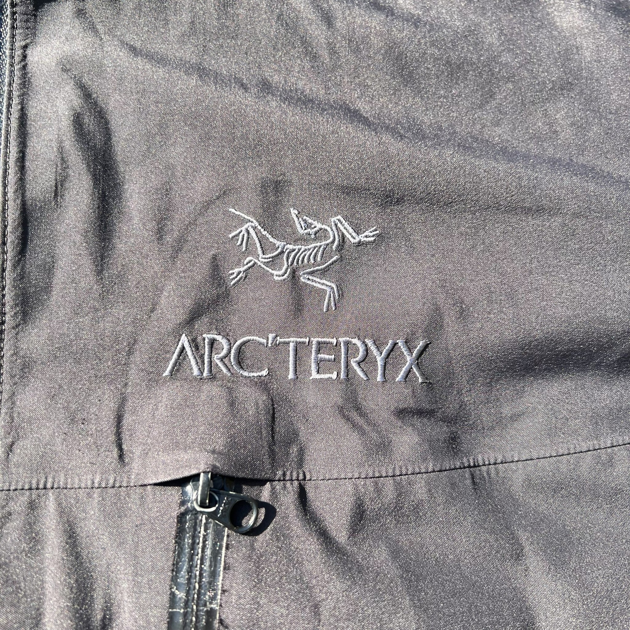 ARC’TERYX GORE-TEX PADDED ZIP JACKET