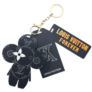 LOUIS VUITTON Men's Fall-Winter 2018 Precollection Pop-up Store Staff Tailored Jacket