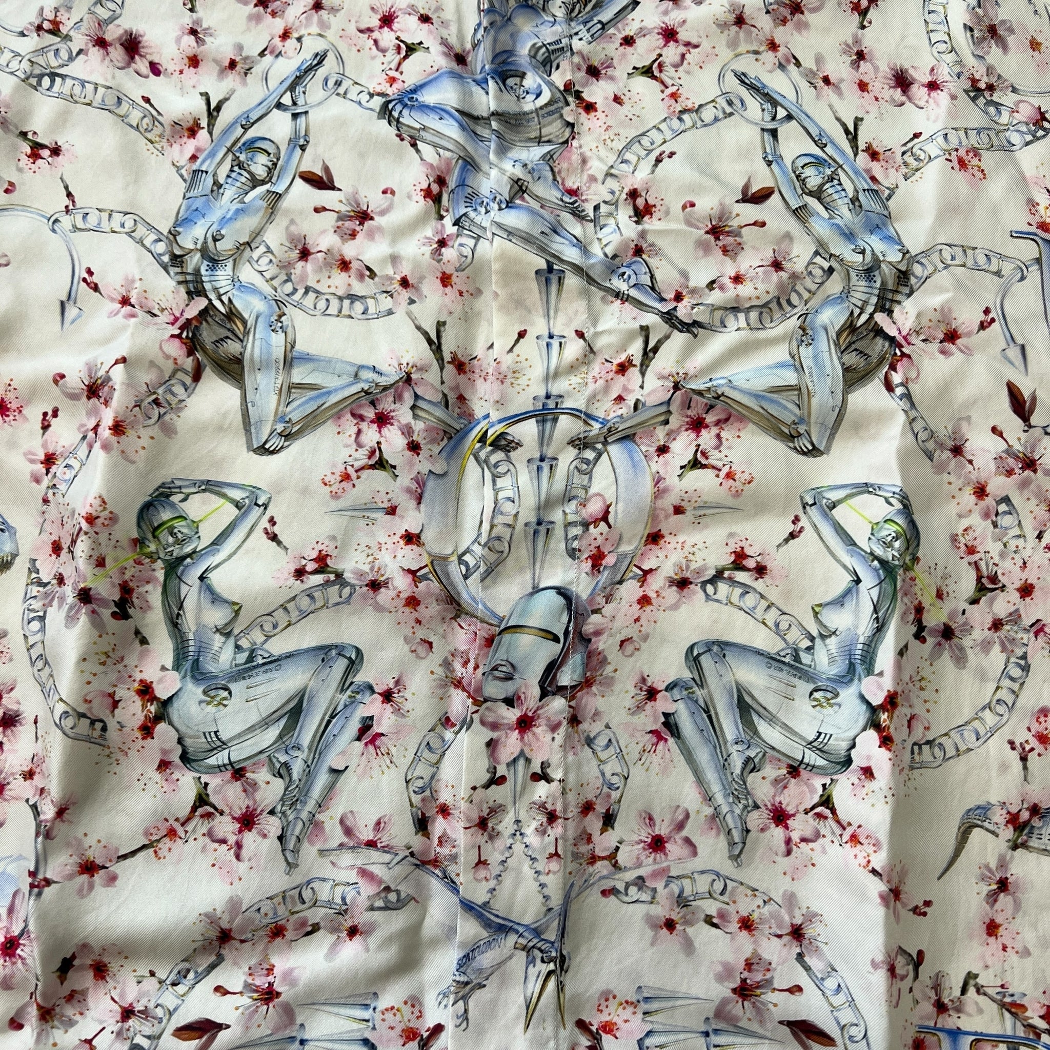 DIOR HOMME 2019AW × 空山基 Sexy Robot Silk Shirt & Silk Short Pants SETUP
