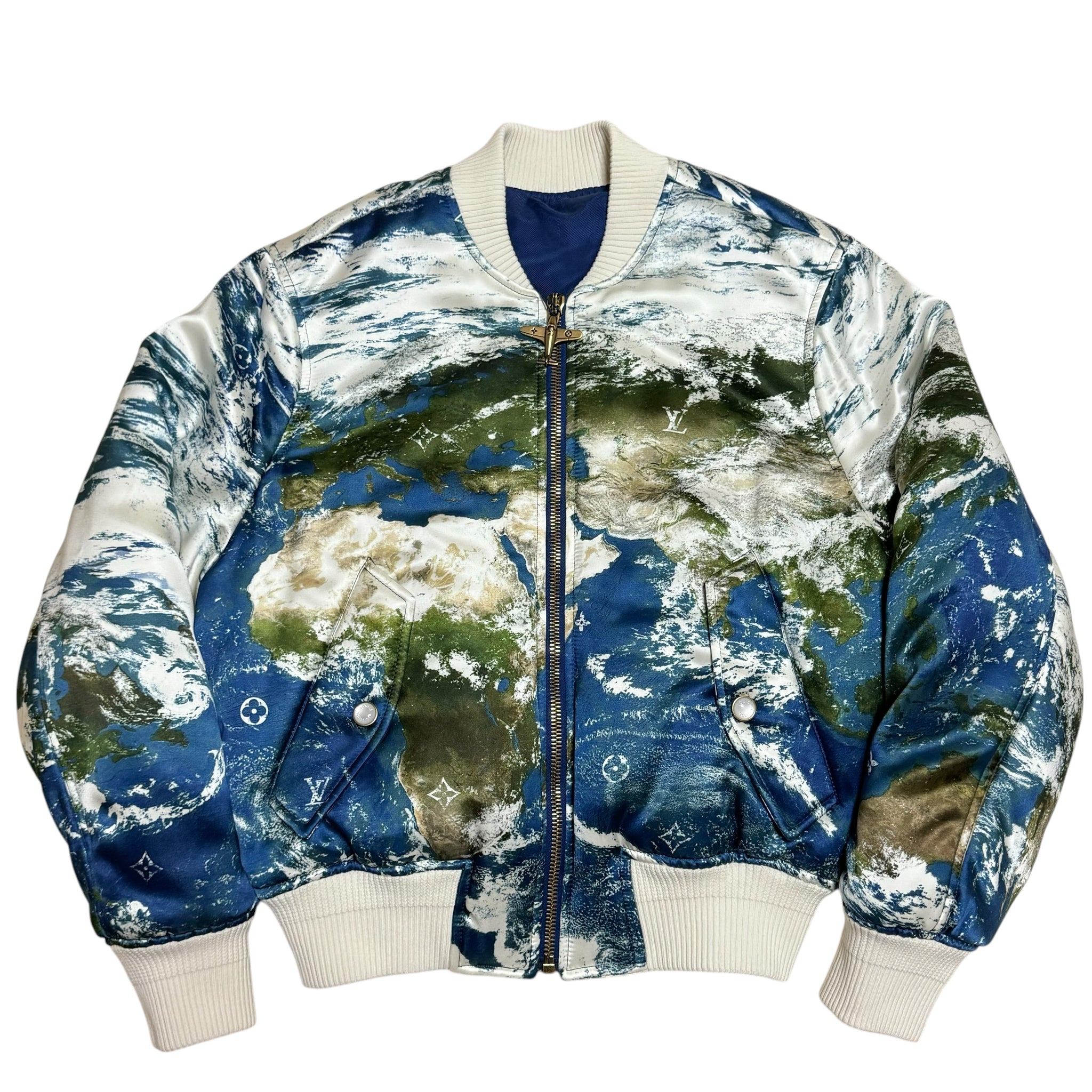 LOUIS VUITTON × Pharrell Williams 2025SS
"Earth Map" Silk Bomber Jacket