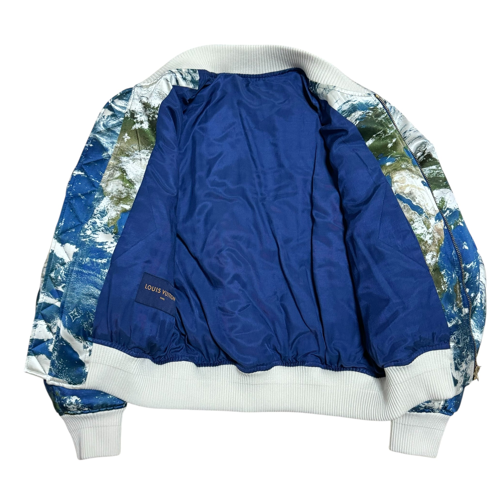 LOUIS VUITTON × Pharrell Williams 2025SS
"Earth Map" Silk Bomber Jacket