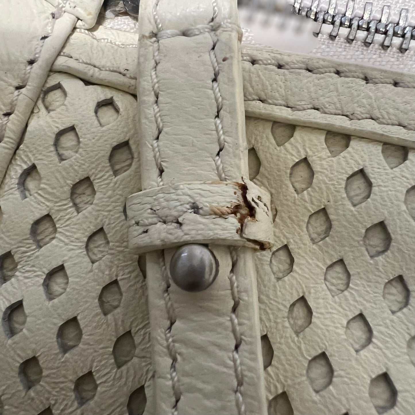 MIU MIU LEATHER MESH HAND BAG