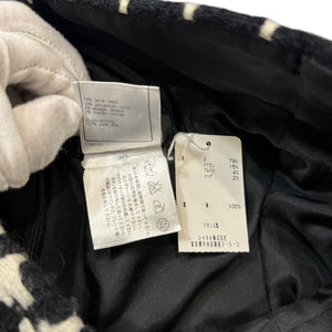 CHANEL Houndstooth Tweed Skirt