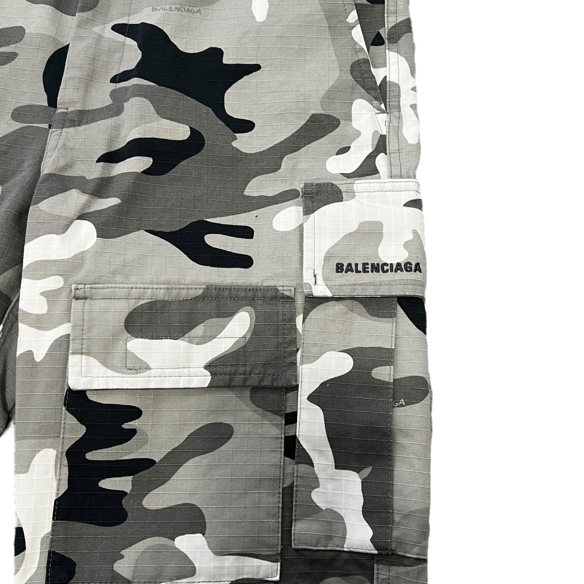 BALENCIAGA Demna Gvasalia 2021 FW Fitted Camo Cargo Pocket Pants